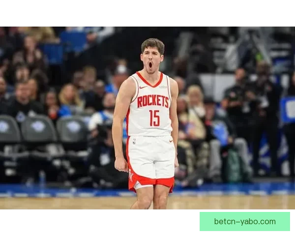 弗朗西斯称乌度卡为火箭注入强硬与韧性 现有阵容下已展现卓越表现