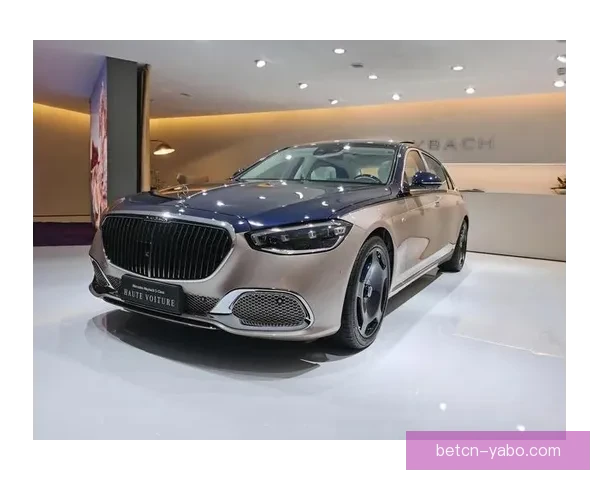 詹姆斯定制迈巴赫S680惊艳亮相 专属细节展现极致豪华与个性